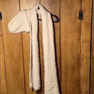 Nordstrom - Treasure Bond Light Pink Scarf/Hat Set